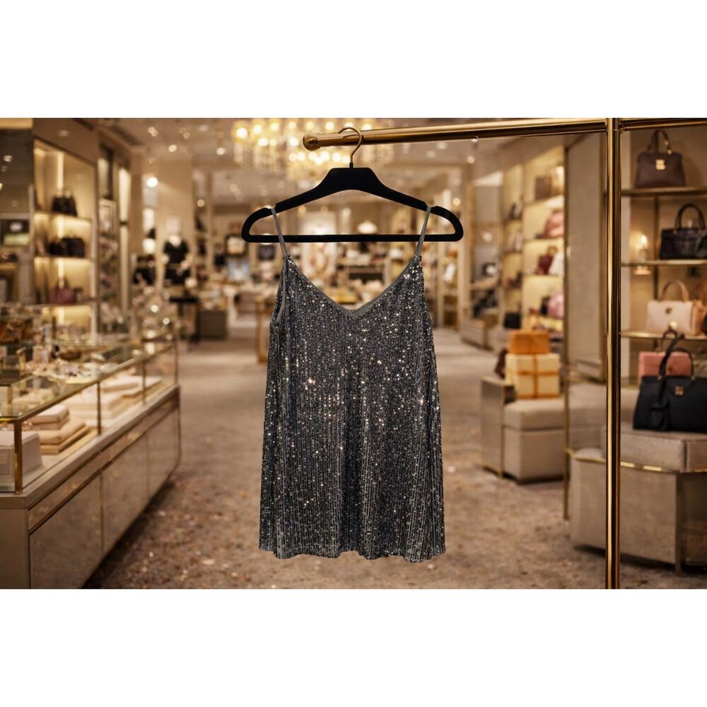Calvin Klein Women’s XS Silver Sequin Cami Top Spaghetti Strap V-Neck NWT Disco